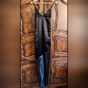 NWT H&M Black Floor Length Contemporary Sleek Sexy Dress